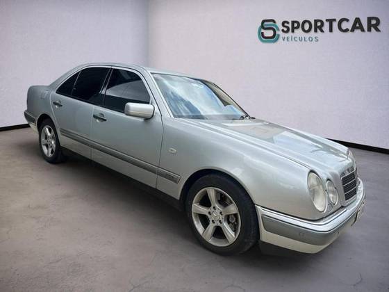 MERCEDES-BENZ E 430 4.3 ELEGANCE V8 GASOLINA 4P AUTOMÁTICO